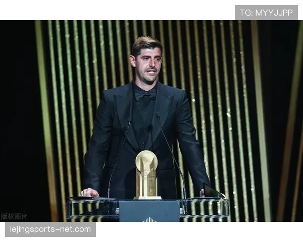 库尔图瓦：3次萨莫拉奖与门将冲击金球的上限分析