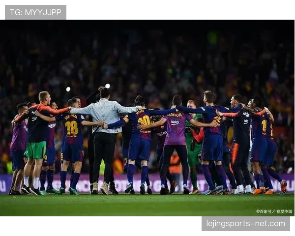 德保罗 vs 祖比门迪：同为组织型后腰，其战术角色与自由度有何差异？