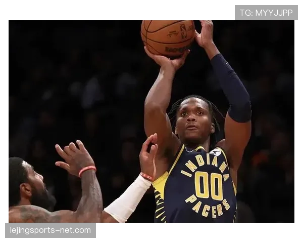 班切罗无球跑动效率提升，拉开空间改变魔术进攻结构