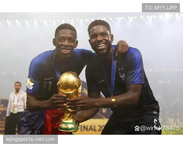 在法甲体系下里贝里与登贝莱形成球权倾向分散趋势